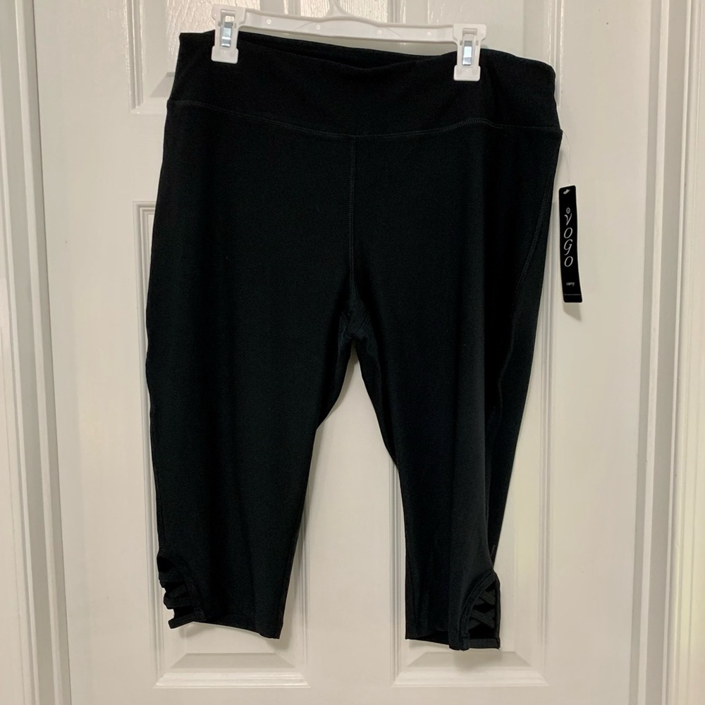 VOGO Knee Length Leggings